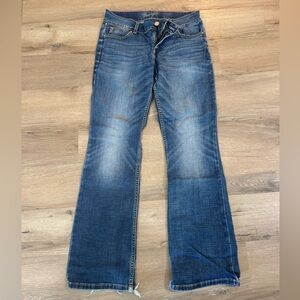 Wrangler Retro 5x32 lots of wear at the bottom.